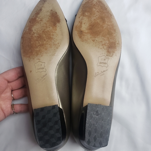 Thomas Wallace Ballet flat style leather shoes beige black cap toe. - Picture 6 of 9